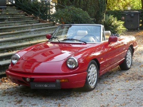 Alfa Romeo Spider - 2.0 - 1