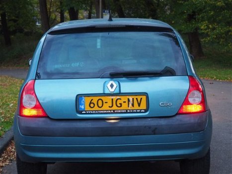 Renault Clio - 1.2-16V 1:20 , € 950, = , RIJKLAAR, AIRCO - 1