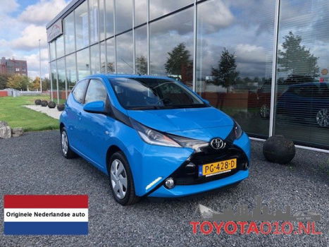 Toyota Aygo - 1.0 VVT-i X-Play BT Camera NL AUTO - 1