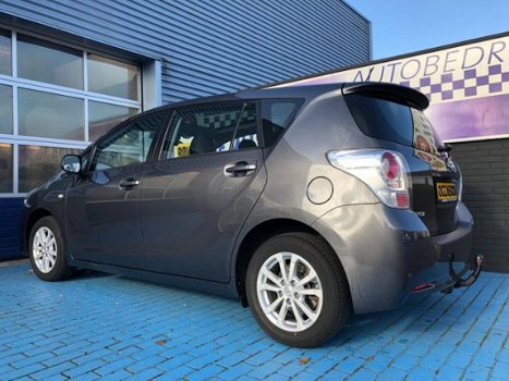 Toyota Verso - 1.8 NAVI PANORAMA TREKHAAK CRUISE 1E EIG BOVAG - 1