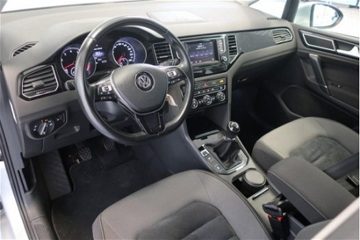 Volkswagen Golf Sportsvan - 1.2 TSI Highline | trekhaak | camera | navigatie | - 1