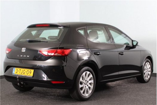 Seat Leon - 1.2 TSI 105PK Style | ECC | Trekhaak | Cruise | LM - 1