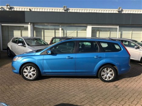 Ford Focus Wagon - 1.4 16v Trend Telef. functie Airco Cruise Radio/cd etc - 1