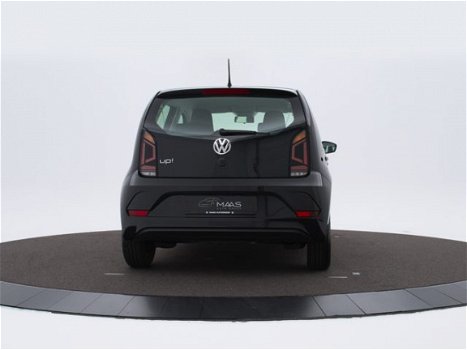 Volkswagen Up! - 1.0 BMT move up Executive pakket | Airco | Navi Dock | €1.000, - inruilpremie - 1