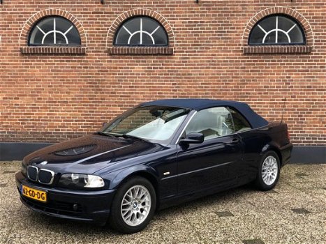 BMW 3-serie Cabrio - 323Ci Executive AUTOMAAT LEDER NAVI - 1