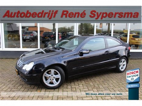 Mercedes-Benz C-klasse Sportcoupé - 180 K. 143 PK Clima/Cruise/PDC/Automaat Topstaat - 1