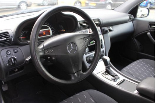 Mercedes-Benz C-klasse Sportcoupé - 180 K. 143 PK Clima/Cruise/PDC/Automaat Topstaat - 1