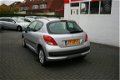 Peugeot 207 - 1.4 VTI X-LINE, MET GRATIS NAVIGATIESYSTEEM - 1 - Thumbnail