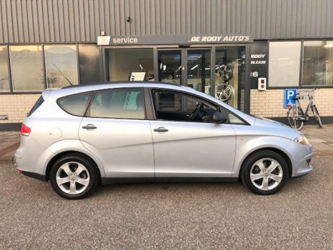 Seat Altea XL - 1.6 Clubstyle Van 1ste eigenaar, dealeronderhouden, met parkeersensoren achter - 1