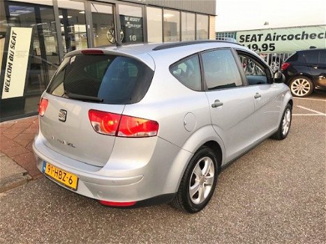 Seat Altea XL - 1.6 Clubstyle Van 1ste eigenaar, dealeronderhouden, met parkeersensoren achter - 1