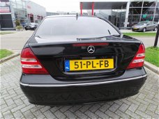 Mercedes-Benz C-klasse - 220 CDI Avantgarde Aut. Navigatie, Climat, Half-leer, Enz