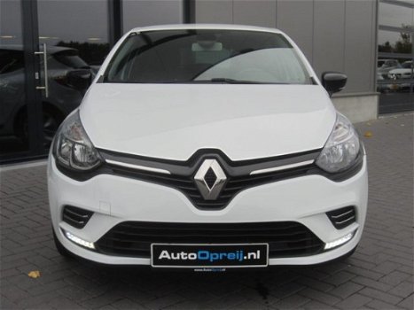 Renault Clio - 0.9 TCe 90pk Limited 5drs. NAVI, Airco, PDC - 1