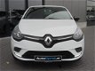 Renault Clio - 0.9 TCe 90pk Limited 5drs. NAVI, Airco, PDC - 1 - Thumbnail