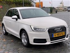 Audi A1 Sportback - 1.0 TFSI, LED Xenon, Stoelverwarming, Bluetooth