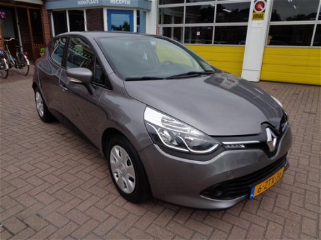 Renault Clio - Energy TCe 90pk S&S ECO2 Expression Rijklaar - 1