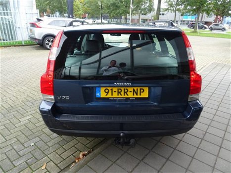 Volvo V70 - 2.4 LEDER CRUISE CONTROL CLIMATE CONTROL READY TO DRIVE INCL. BOVAG GARANTIE - 1