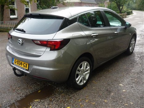 Opel Astra - 1.4 Innovation - 1