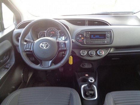 Toyota Yaris - 1.0 VVT-i 69pk 5D Comfort - 1