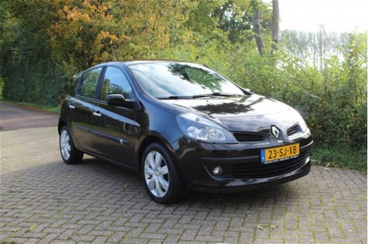 Renault Clio - 1.6-16V Dynamique - 1