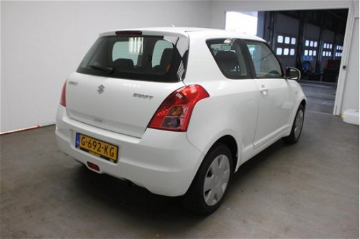 Suzuki Swift - 1.3 Base GARANTIE AIRCO APK - 1