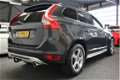 Volvo XC60 - 2.4D AWD R-Design LEDER PANORAMA SCHUIF/KANTEL DAK AFN. TREKHAAK PDC ZEER MOOI - 1 - Thumbnail