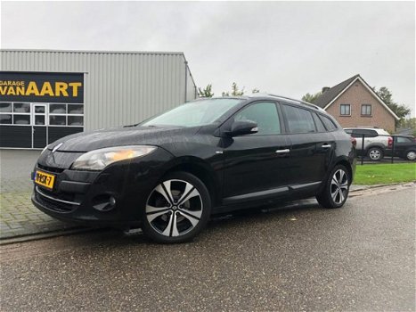 Renault Mégane Estate - 1.5 dCi Bose /NAVI/XENON/AUTOMAAT/LEER/ - 1