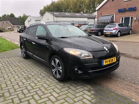 Renault Mégane Estate - 1.5 dCi Bose /NAVI/XENON/AUTOMAAT/LEER/ - 1