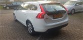 Volvo V60 - 1.6 DRIVe Kinetic, 1e Eig, Xenon, Leder, NW Distributie - 1 - Thumbnail