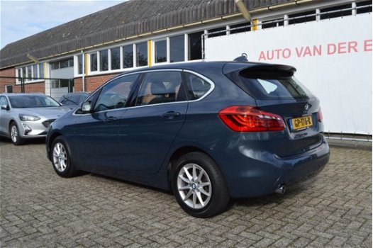 BMW 2-serie Active Tourer - 216d Executieve Pak Clima / Led verl. / Euro 6 / Inruil mogelijk - 1