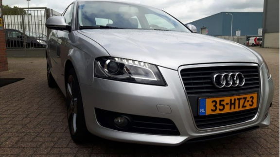 Audi A3 - 1.4 TFSI Attraction Pro Line - 1