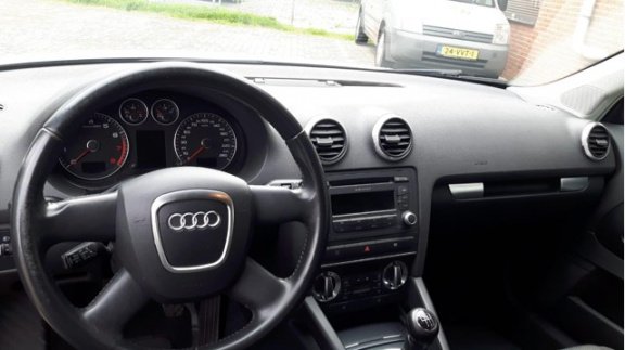 Audi A3 - 1.4 TFSI Attraction Pro Line - 1