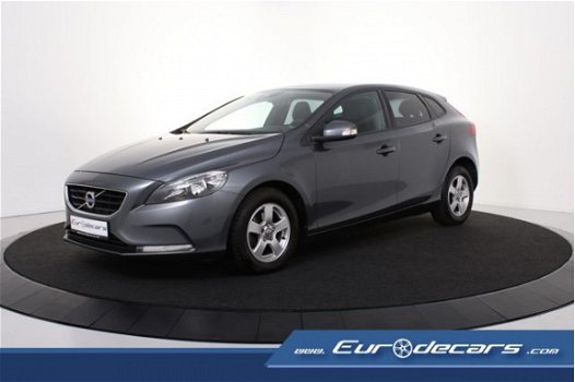 Volvo V40 - 1.6 D2 Kinetic *Navigatie*Pdc*Climate Control - 1