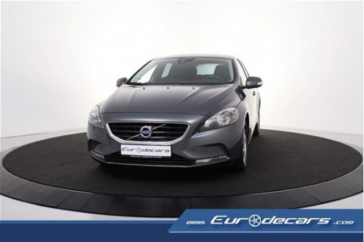 Volvo V40 - 1.6 D2 Kinetic *Navigatie*Pdc*Climate Control - 1