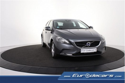 Volvo V40 - 1.6 D2 Kinetic *Navigatie*Pdc*Climate Control - 1