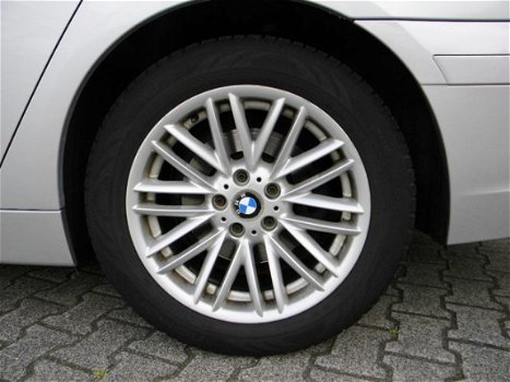 BMW 7-serie - 735i Executive (Vol leer, navi, clima, cruise, automaat, etc.) - 1