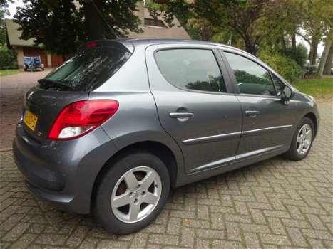 Peugeot 207 - 1.4 VTi Style - 1