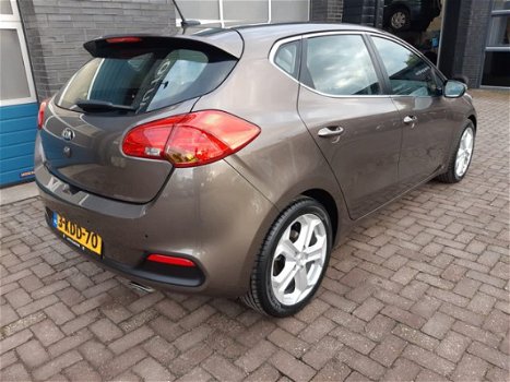 Kia Cee'd - 1.6 GDI Plus Pack Navi/Camera/17