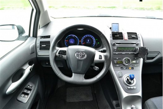 Toyota Auris - 1.8 Full Hybrid Asp - 1