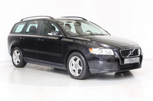 Volvo V50 - 2.4i Momentum AUTOMAAT CLIMATE CONTROL CRUISE CONTROL - 1