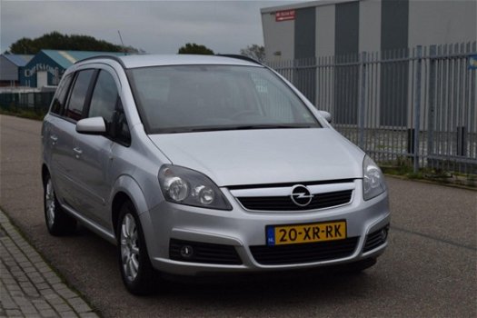 Opel Zafira - 2.2 Temptation | Airco | Cruise | NAP + APK 9-2020 - 1