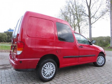 Volkswagen Caddy - 1.4i Benzine met Opties en een Lange APK - 1