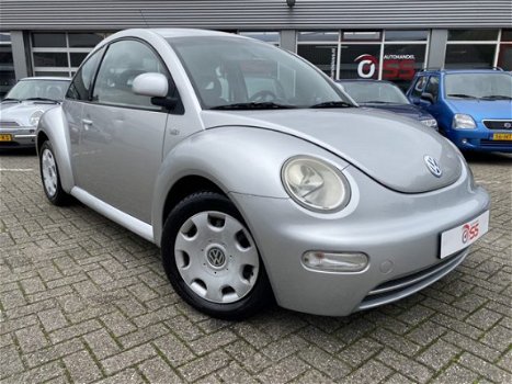 Volkswagen New Beetle - 2.0 Highline | AIRCO | CRUISE | - 1