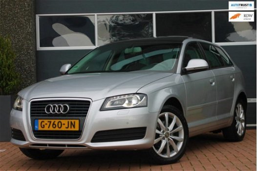 Audi A3 Sportback - 1.4 TFSI DSG AUTOMAAT / PANODAK / TREKHAAK AFNEEMBAAR / XENON - 1