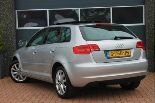 Audi A3 Sportback - 1.4 TFSI DSG AUTOMAAT / PANODAK / TREKHAAK AFNEEMBAAR / XENON - 1