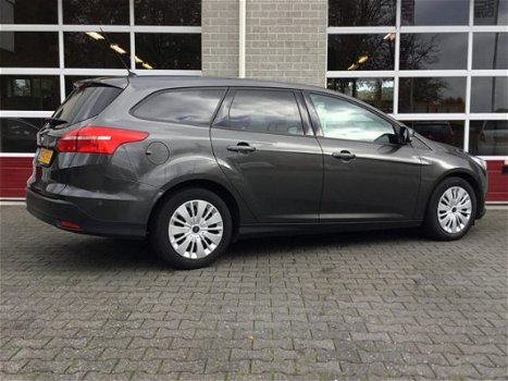 Ford Focus Wagon - 1.6 TDCI Trend | NAVIGATIE | AIRCO | PDC | - 1