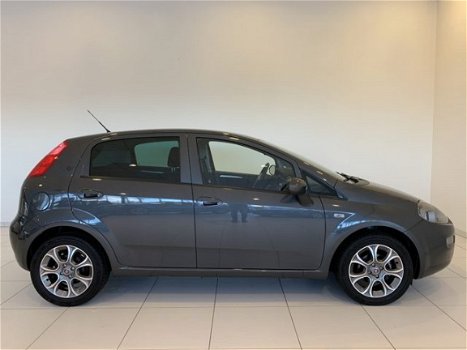 Fiat Punto Evo - 0.9 TwinAir Lounge Climate | Cruise | PDC | 1.000, - Slooppremie - 1