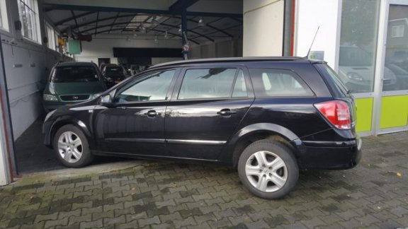 Opel Astra Wagon - 1.6 Dealer onderhouden NAP Euro4 - 1