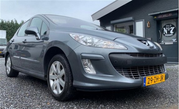 Peugeot 308 - XS 1.6 VTi - 1