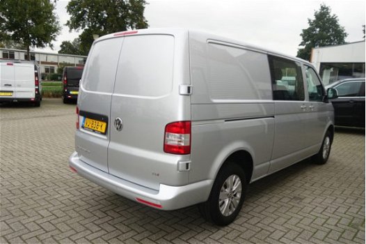 Volkswagen Transporter - 2.0 TDI 140pk L2H1 DC 5 persoons Comfortline / lease € 303 / airco / cruise - 1