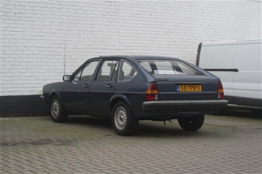 Volkswagen Passat - 1.6 CL Opendak Automaat Unieke auto - 1